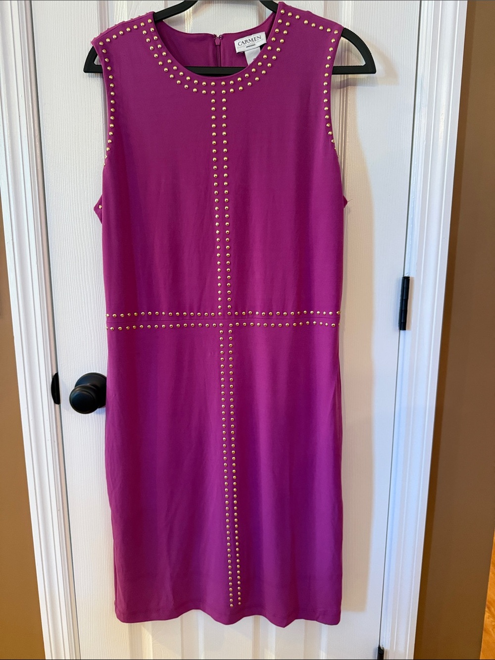 Carmen Marc Valvo Fuchsia Sleeveless Studded Midi Sheath Dress